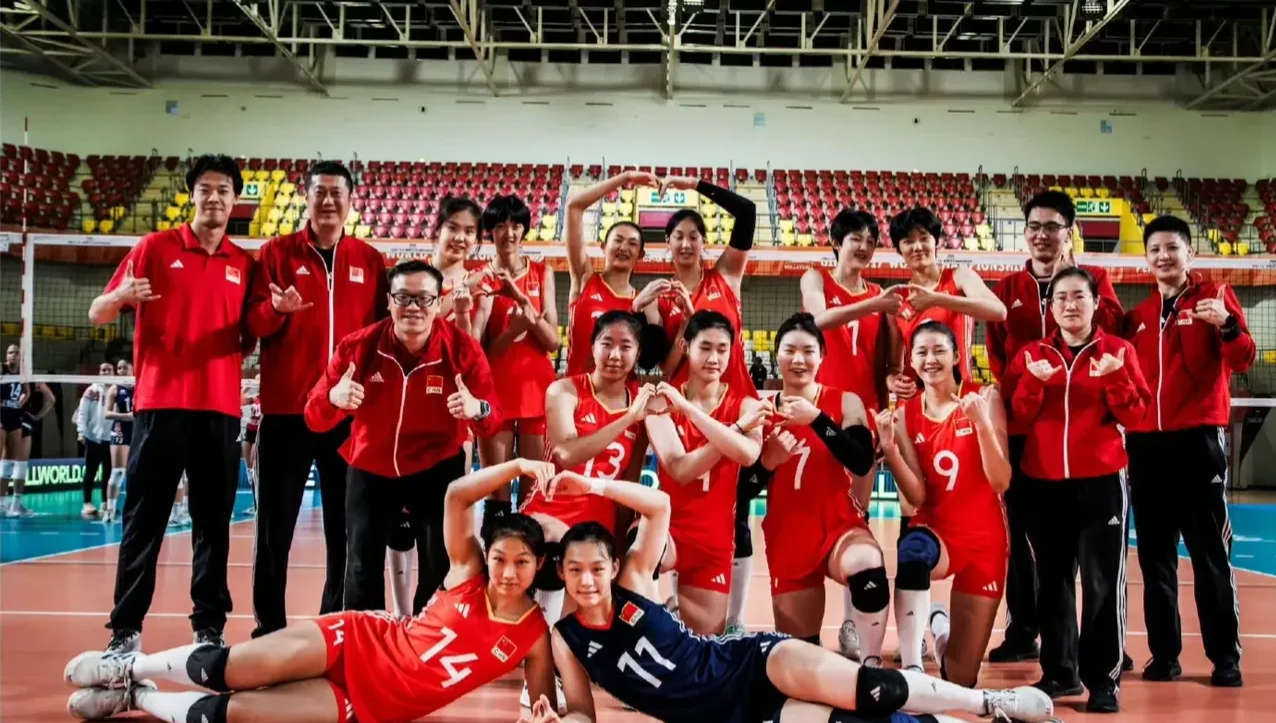 中国女排战胜日本闯入半决赛