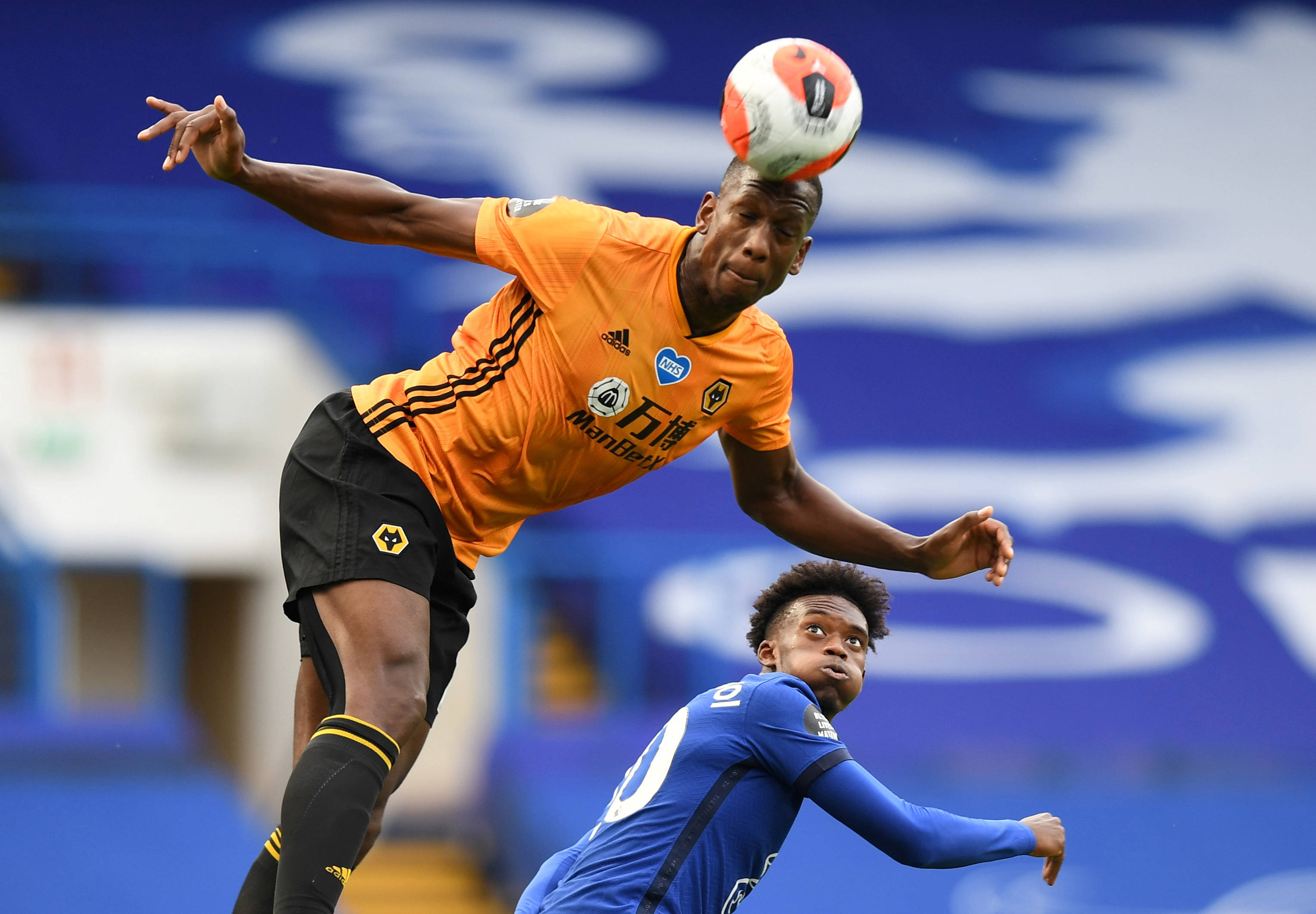 包含伯恩利胜出关键战役,英格兰足球实力依旧强大的词条 包含伯恩利胜出关键战役,英格兰足球实力依旧强大的词条