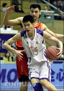 常州男篮击败无锡队，心有余悸