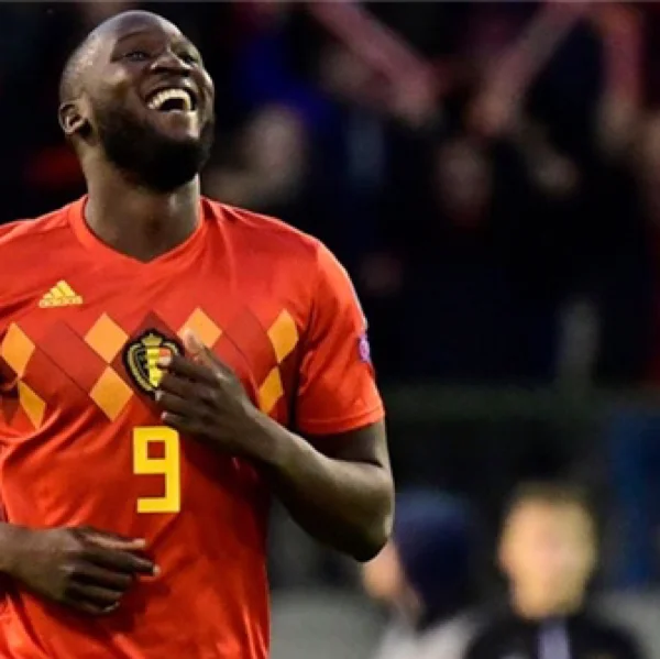 西班牙主帅谈欧预赛失利球队需全面检讨 西班牙主帅谈欧预赛失利球队需全面检讨