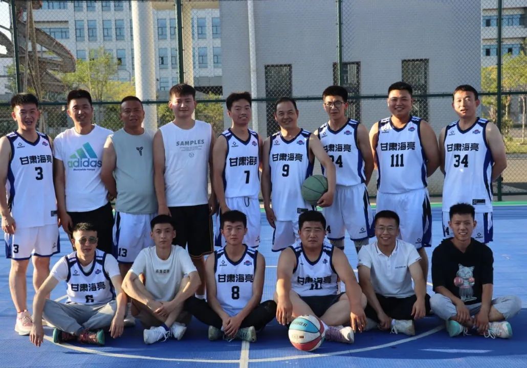 包含热血对决唤起球员斗志，展现团队精神的词条