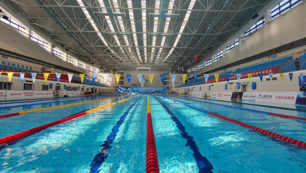 关于福建影响力选手出道职业足球赛时场地首次蓄势待发的信息