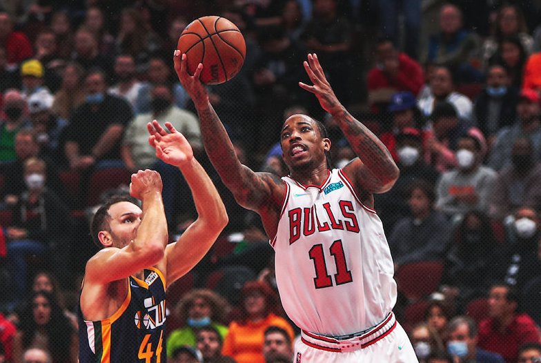 爵士一路领先，顺利战胜公牛