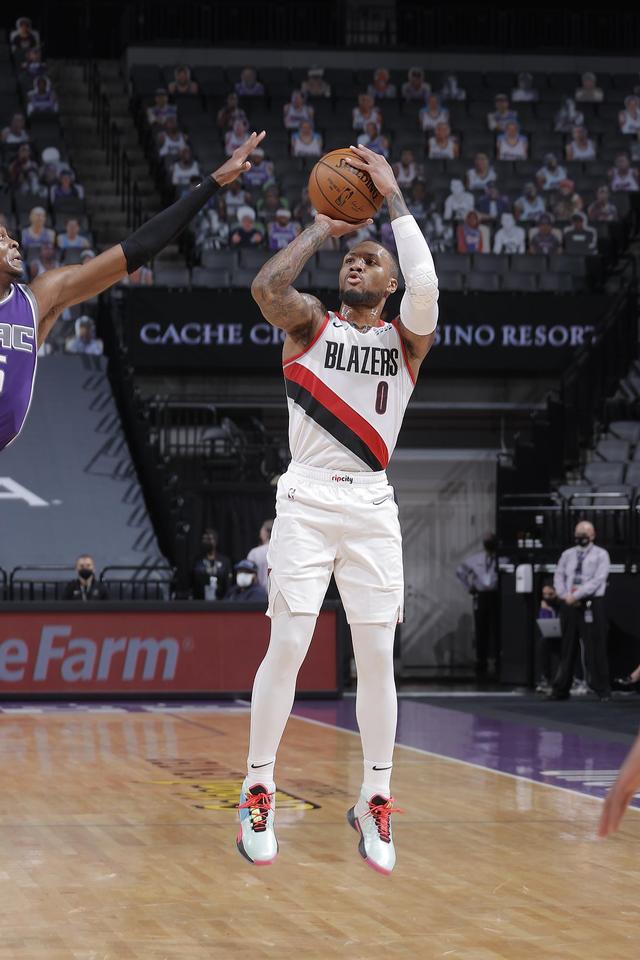 开拓者惨败国王,利拉德 开拓者惨败国王,利拉德