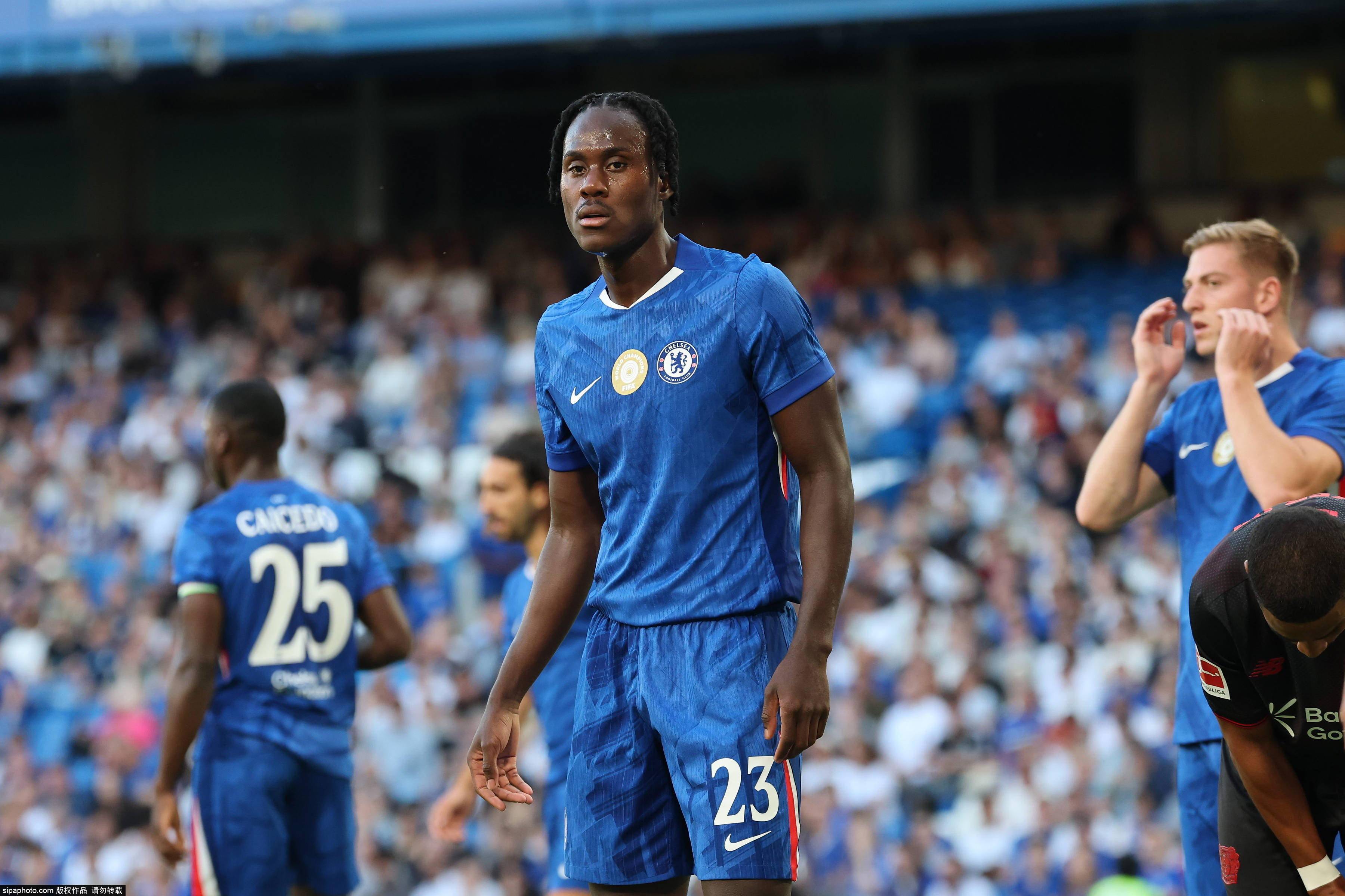 切尔西大胜尼克斯,取得胜利 切尔西大胜尼克斯,取得胜利