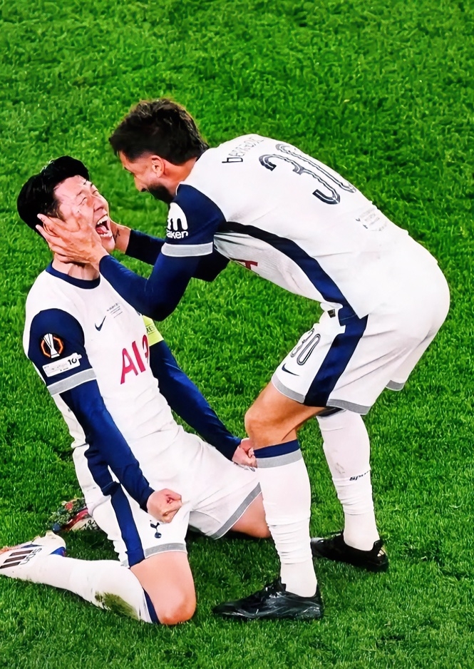 英格兰碾压里昂，萨内带队取胜